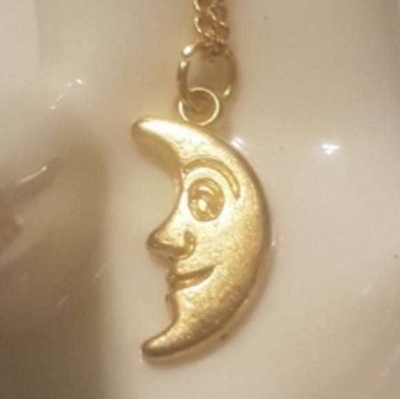 🌛 Polly Pocket Moon Man Necklace - Picture 1 of 5